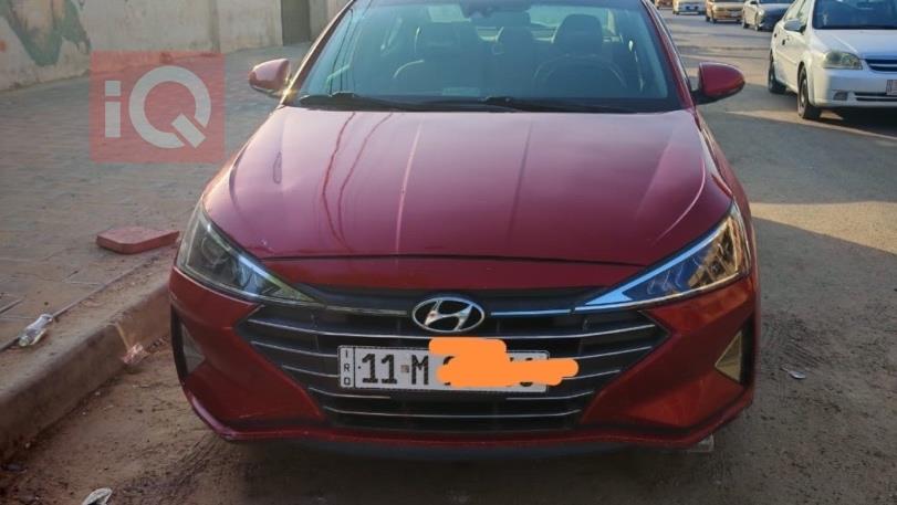 هیوندای ئەلەنترا